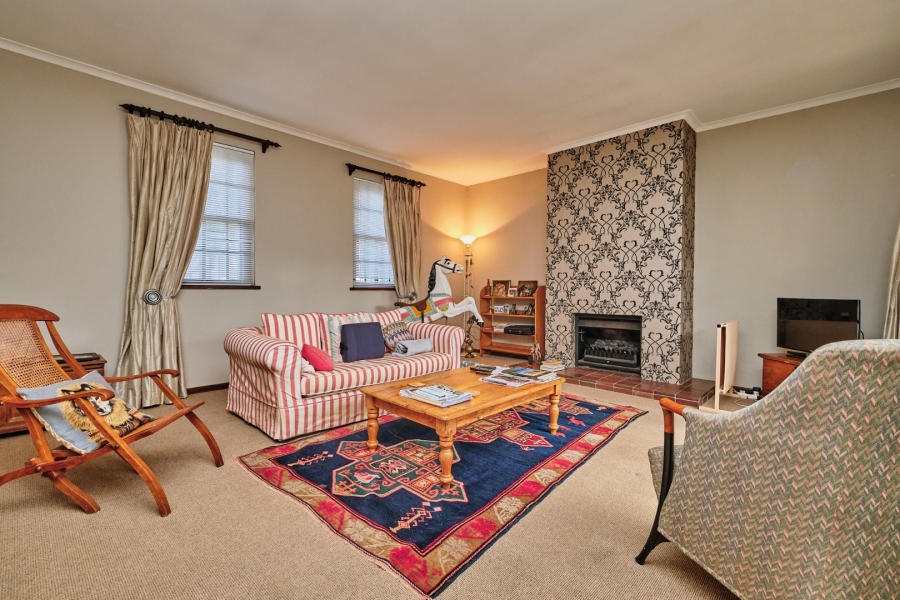 To Let 2 Bedroom Property for Rent in Wynberg Upper Western Cape